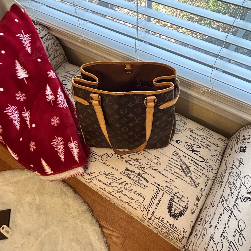 Louis Vuitton Batignolles Handbag Monogram Canvas Vertical